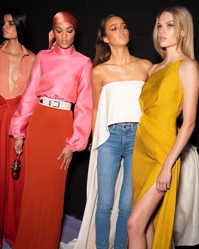 I recently did a short quote for @thezoereport on what trend from SS20 fashion week inspired me the most.
⠀⠀⠀⠀⠀⠀⠀⠀⠀
My answer? @brandonmaxwell new approach to female suiting. Monochromatic colours, new hemlines and mixing unique textures has given me so much inspiration for ways to bring fresh suiting ideas to my amazing clients. ⠀⠀⠀⠀⠀⠀⠀⠀⠀ #styledbyjulianne #ceostyle #fashionfinance #womenofinfluence